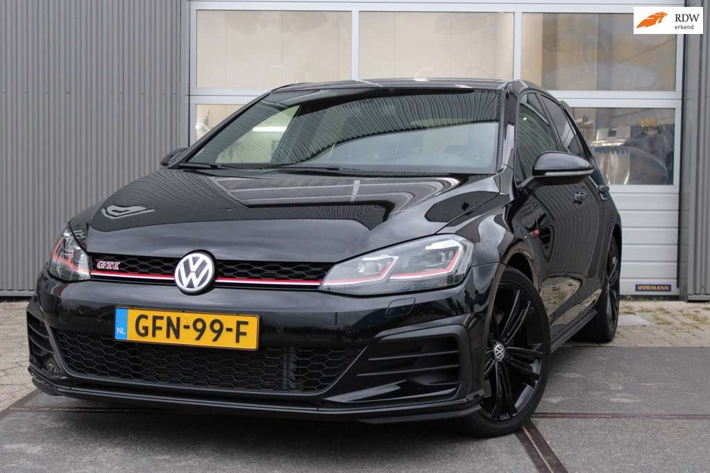 Volkswagen Golf GTI