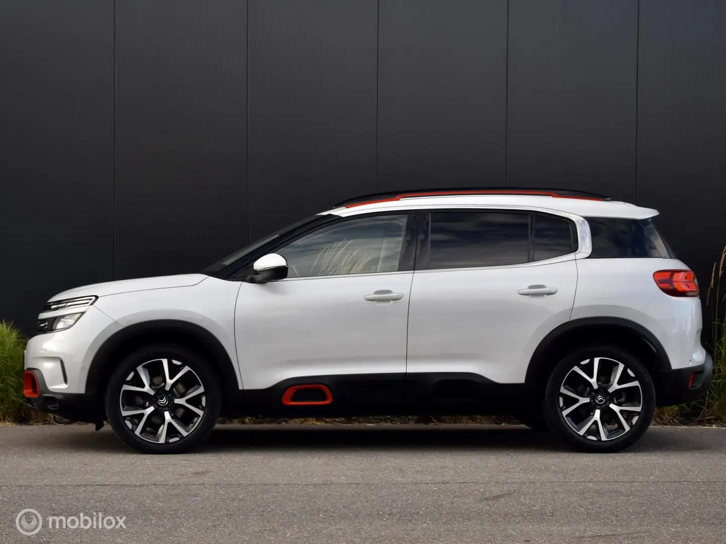 Citroen C5 Aircross 1.6 PureTech Shine Wit - 2