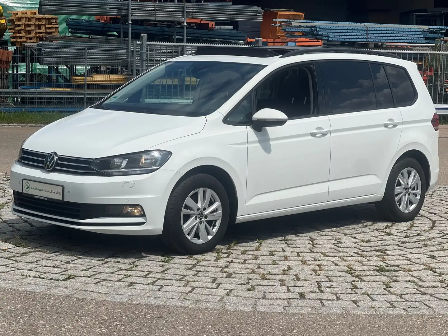 Volkswagen Touran Com.2.0TDI DSG Pano.AHK Kam ACC 7Sitze Weiß - 2