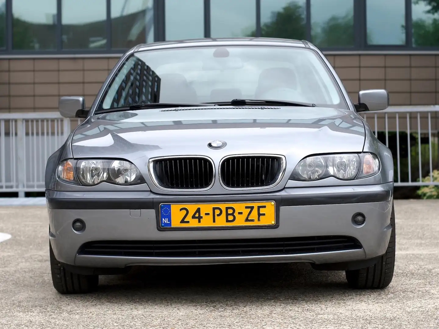 BMW 316 Black&Silver II Zilver - 2