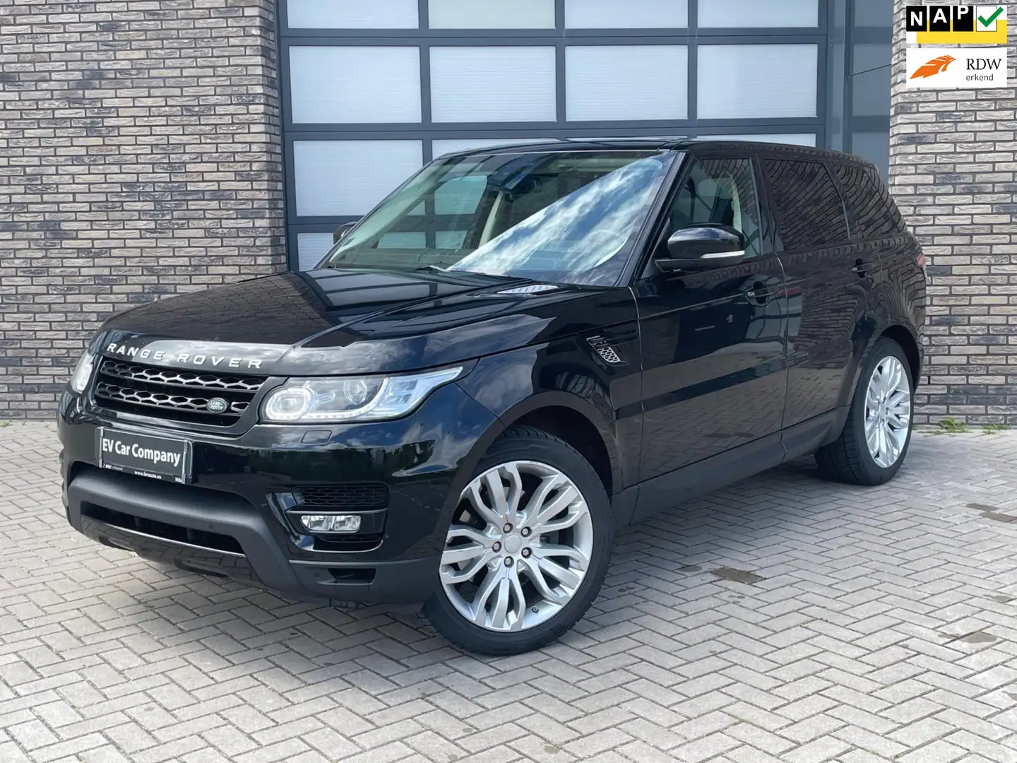 Land Rover Range Rover Sport 3.0 V6 S/C HSE Black Pakket Dynamic | Excl. Bpm| P Zwart - 1