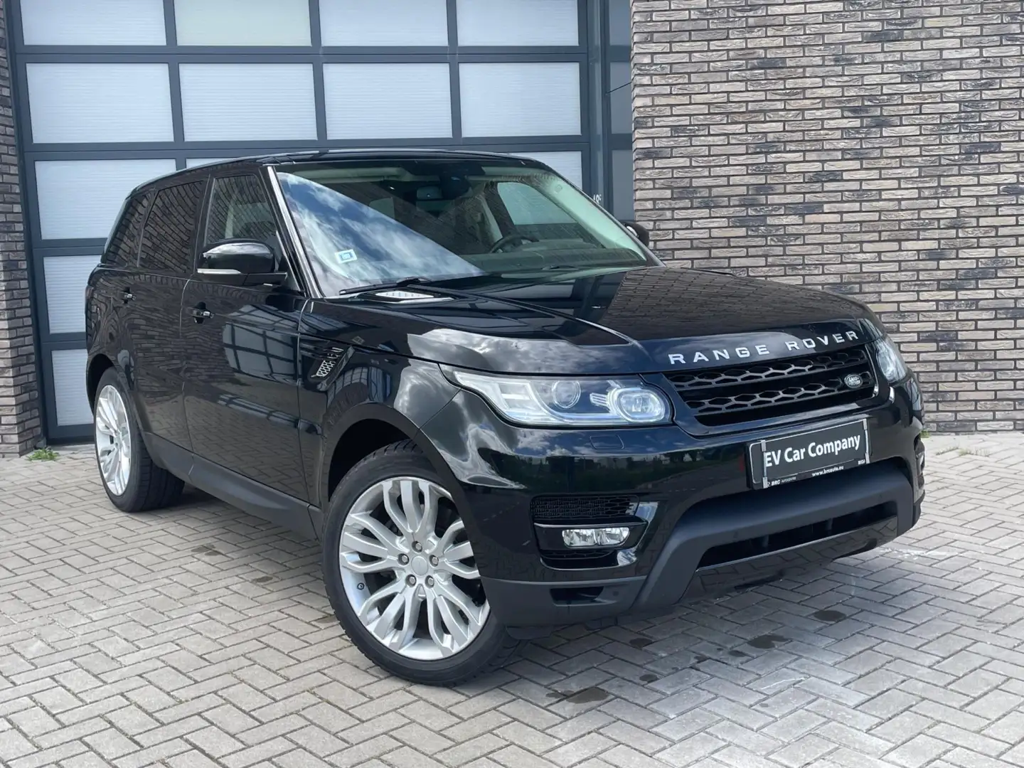 Land Rover Range Rover Sport 3.0 V6 S/C HSE Black Pakket Dynamic | Excl. Bpm| P Zwart - 2