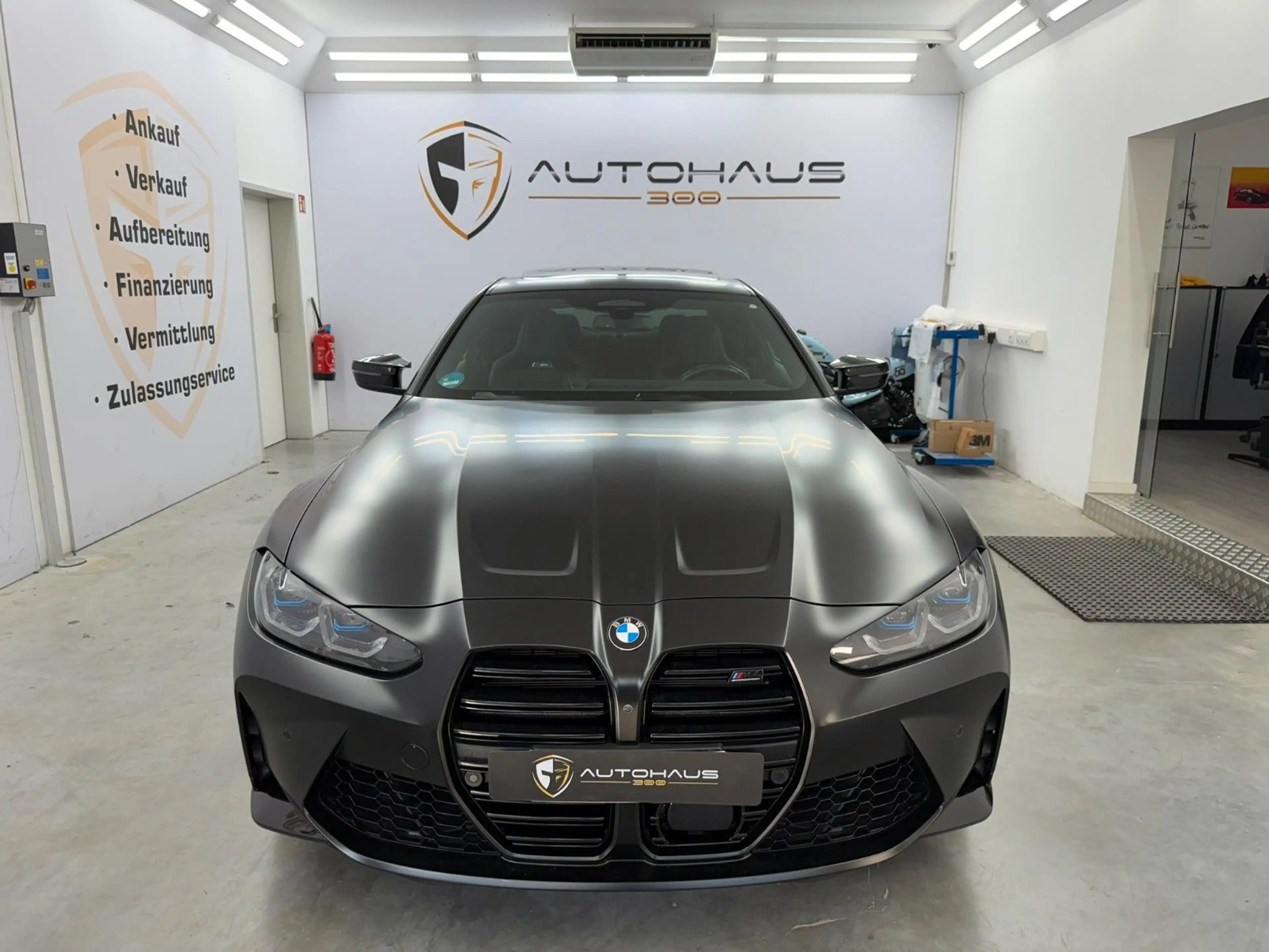 BMW M4 Coupe xDrive Competition CARBON LASER 1. HAND — photo 2
