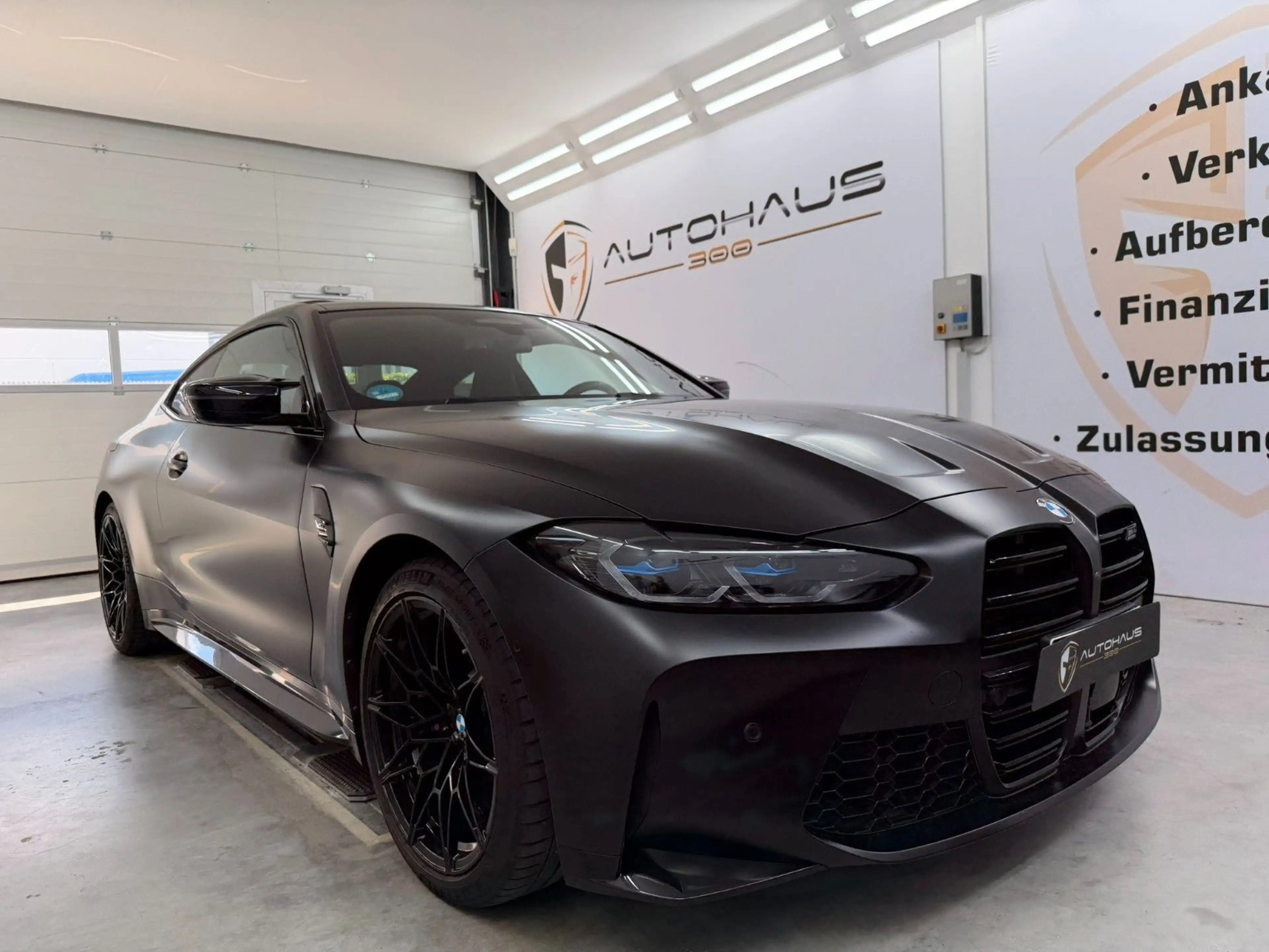 BMW M4 Coupe xDrive Competition CARBON LASER 1. HAND — photo 10