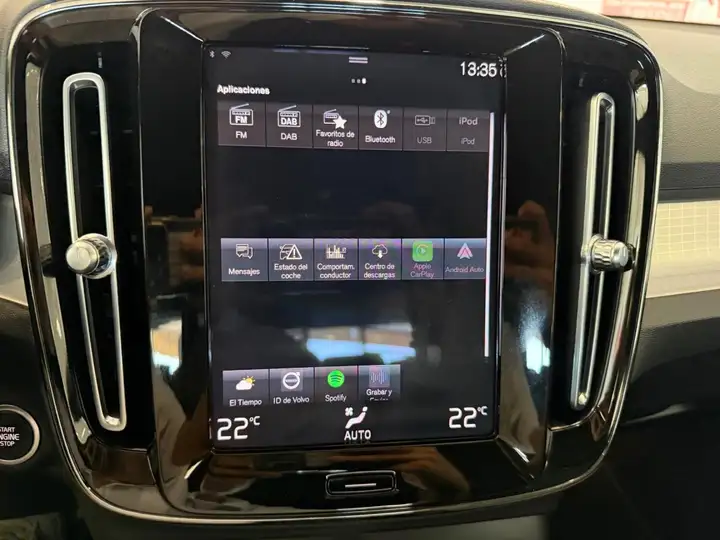 Volvo XC40 2022, foto 13
