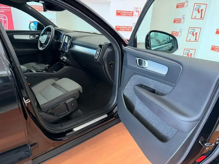 Volvo XC40 2022, foto 19