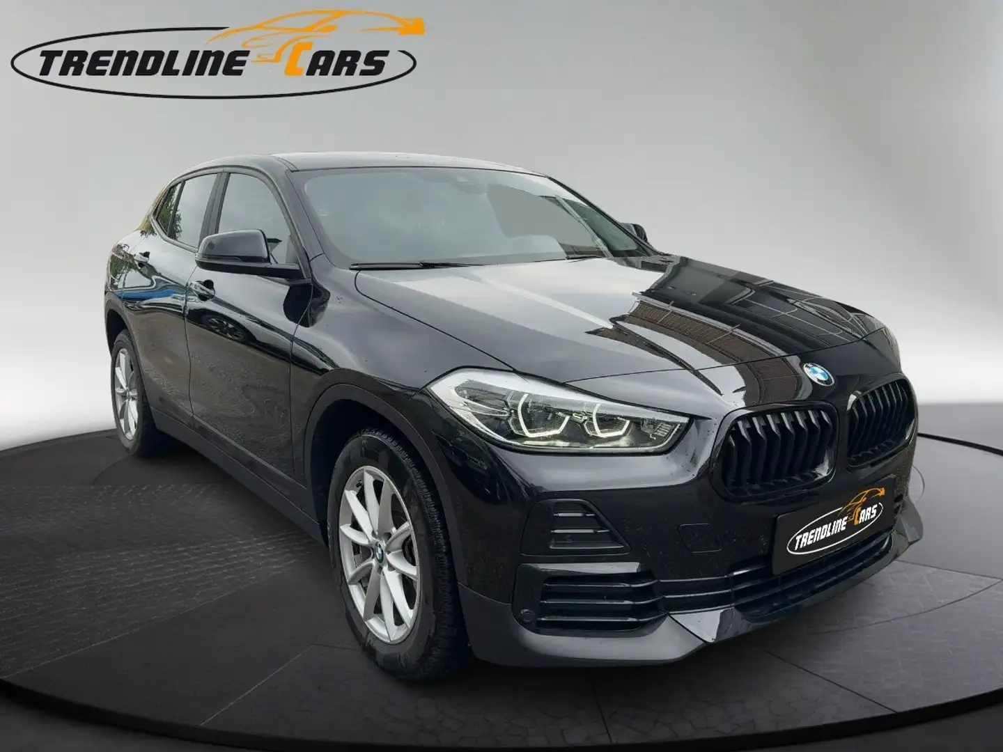 BMW X2 xDrive20d Aut. Schwarz - 2