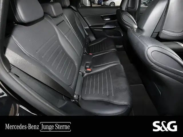 Mercedes-Benz GLC view 7