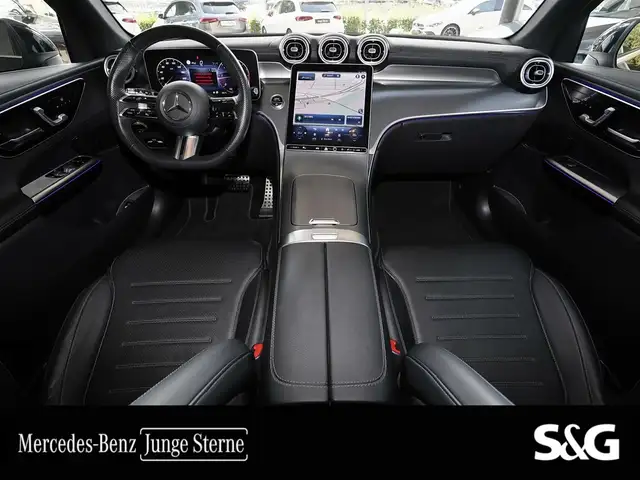 Mercedes-Benz GLC view 6