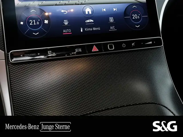Mercedes-Benz GLC view 14