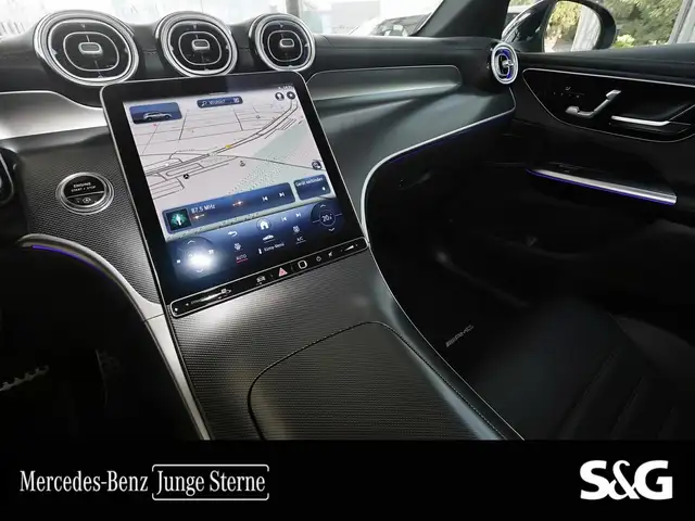 Mercedes-Benz GLC view 10