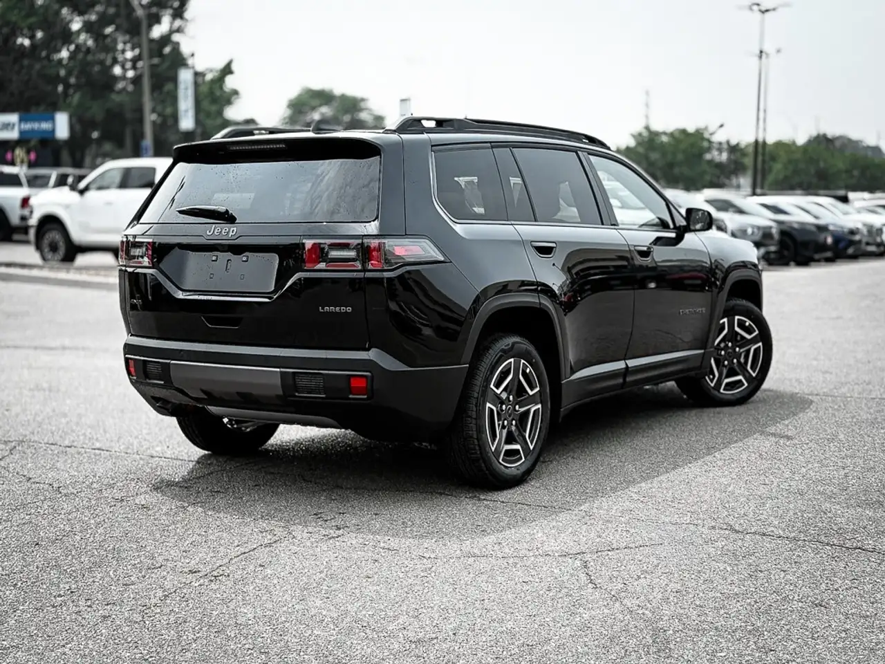 Jeep Cherokee снимка Jeep Cherokee