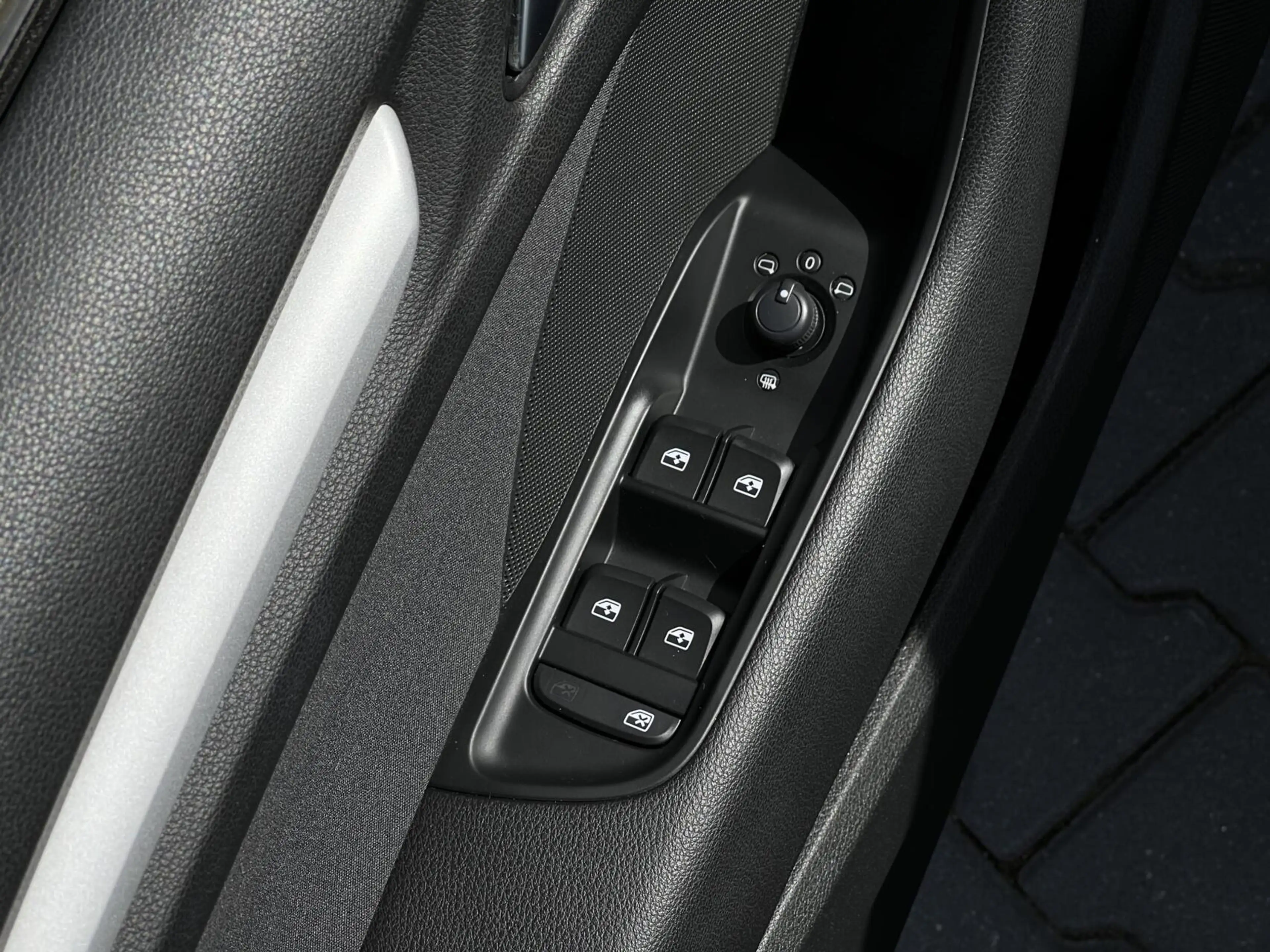 Audi A3 Sportback 30 TDI S-TRONIC DESIGN Pro Line Plus, FA — photo 40