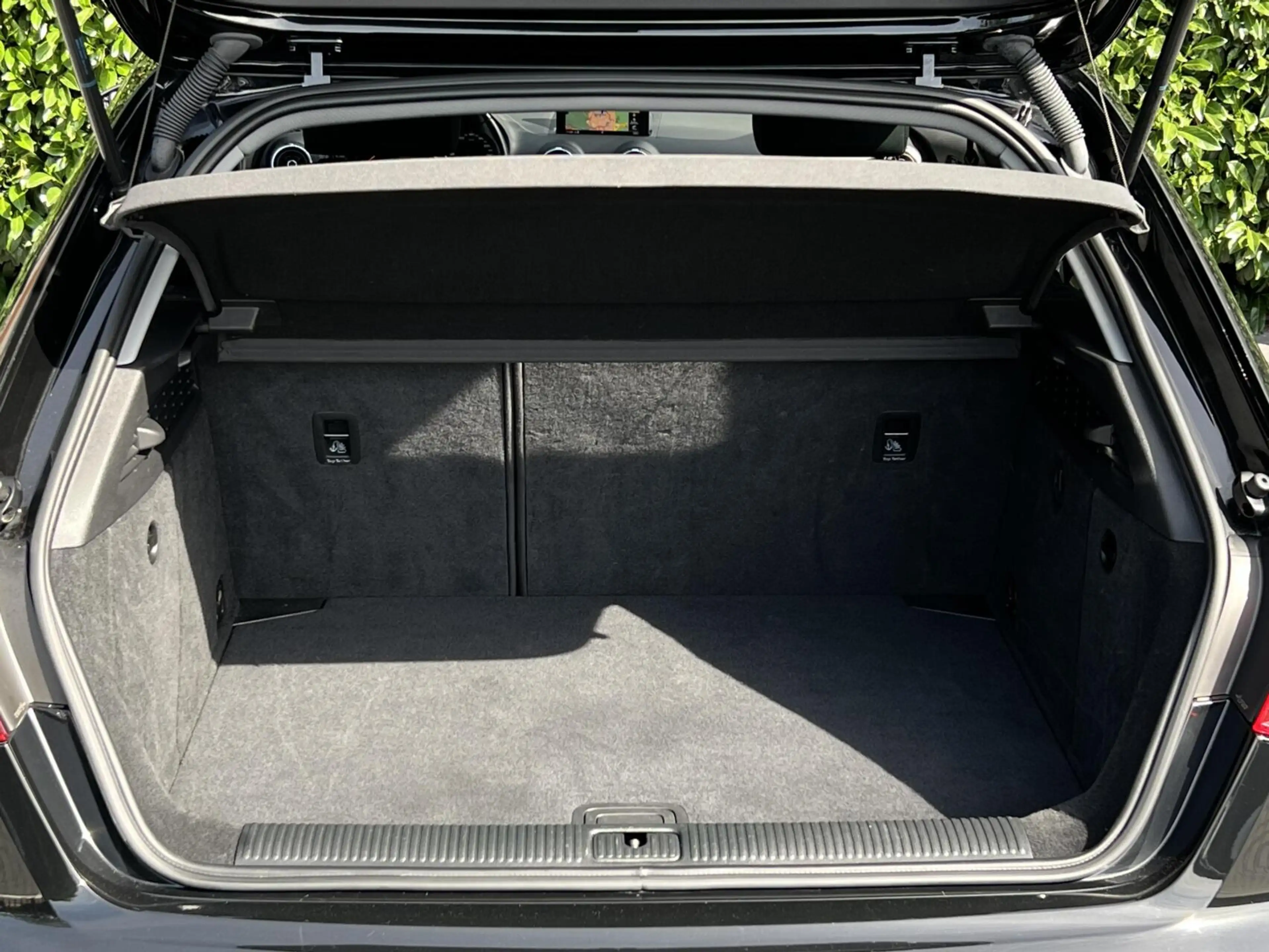 Audi A3 Sportback 30 TDI S-TRONIC DESIGN Pro Line Plus, FA — photo 31