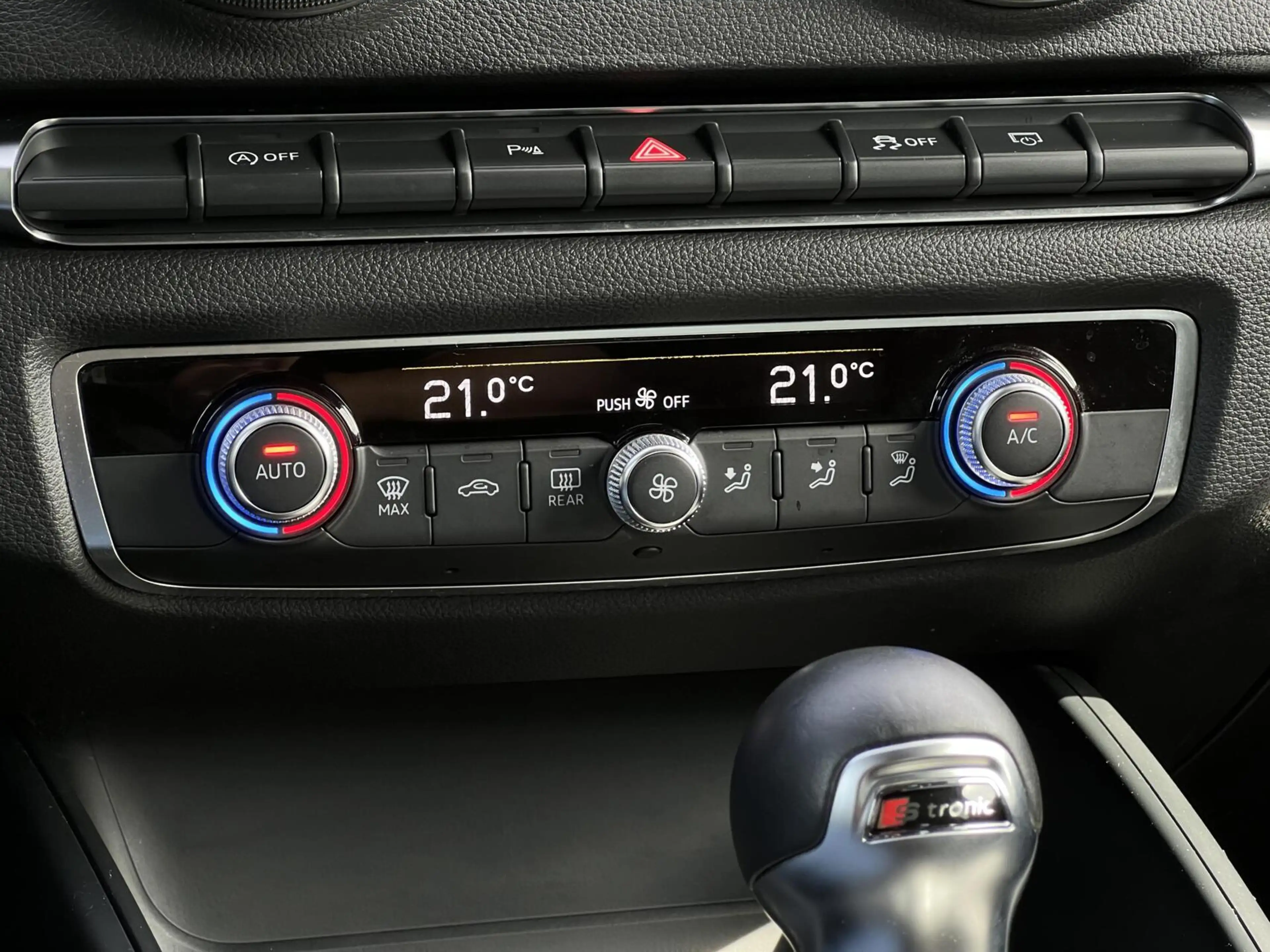 Audi A3 Sportback 30 TDI S-TRONIC DESIGN Pro Line Plus, FA — photo 16