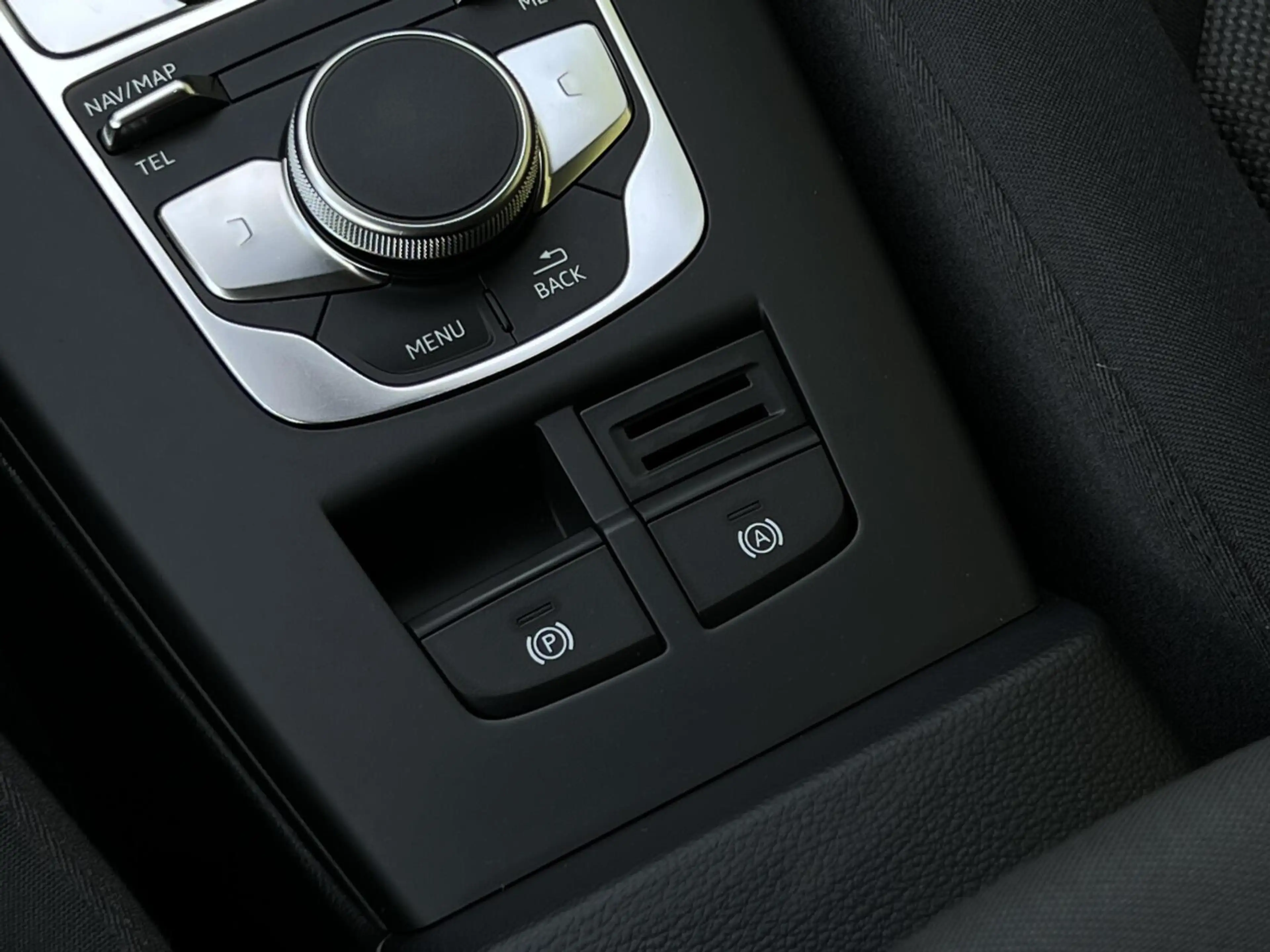 Audi A3 Sportback 30 TDI S-TRONIC DESIGN Pro Line Plus, FA — photo 21