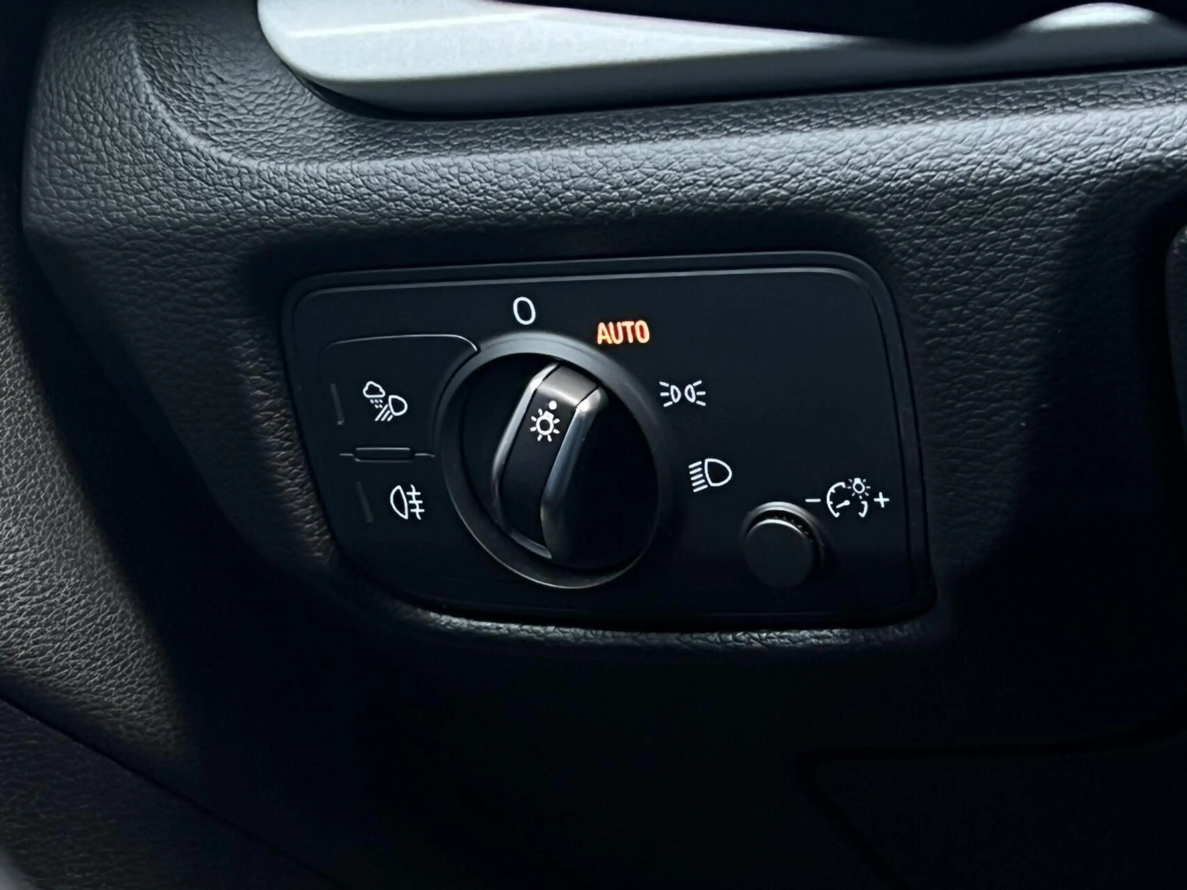 Audi A3 Sportback 30 TDI S-TRONIC DESIGN Pro Line Plus, FA — photo 43