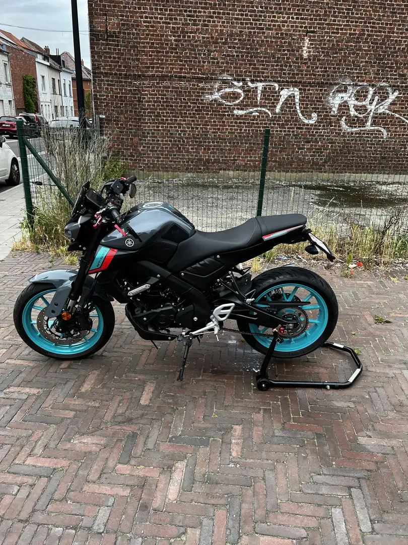 Yamaha MT-125 akrapovic Bleu - 2