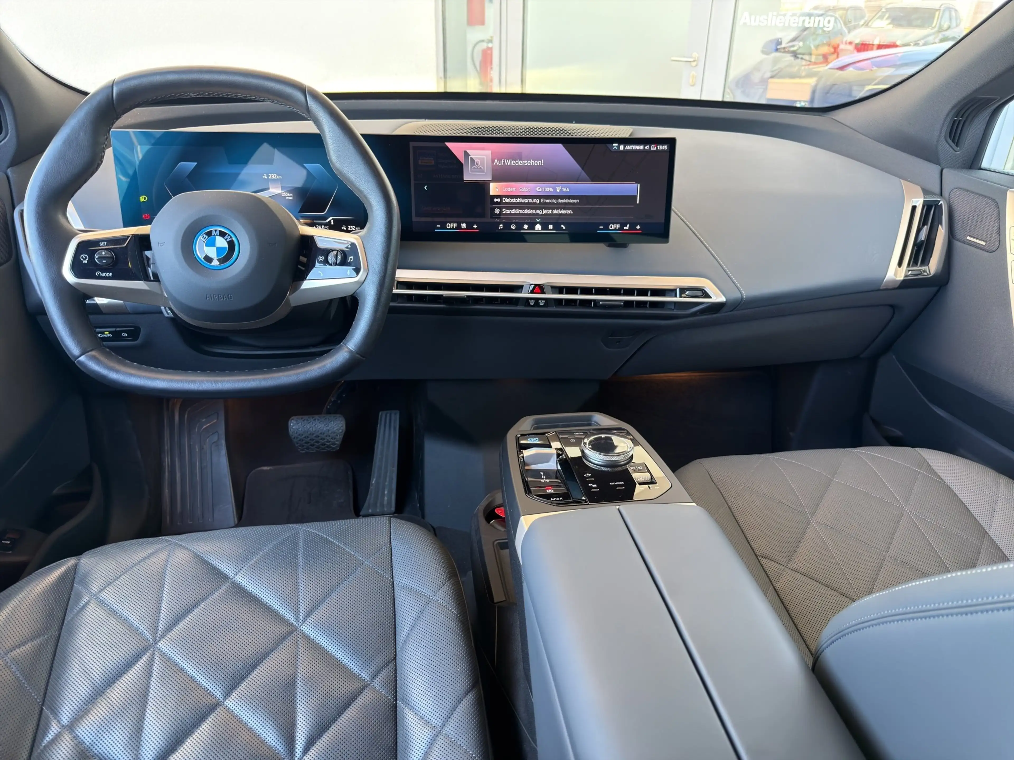 BMW iX xDrive40 Sportpaket H/K.Komfort.Navi.Soft-Cl — photo 8