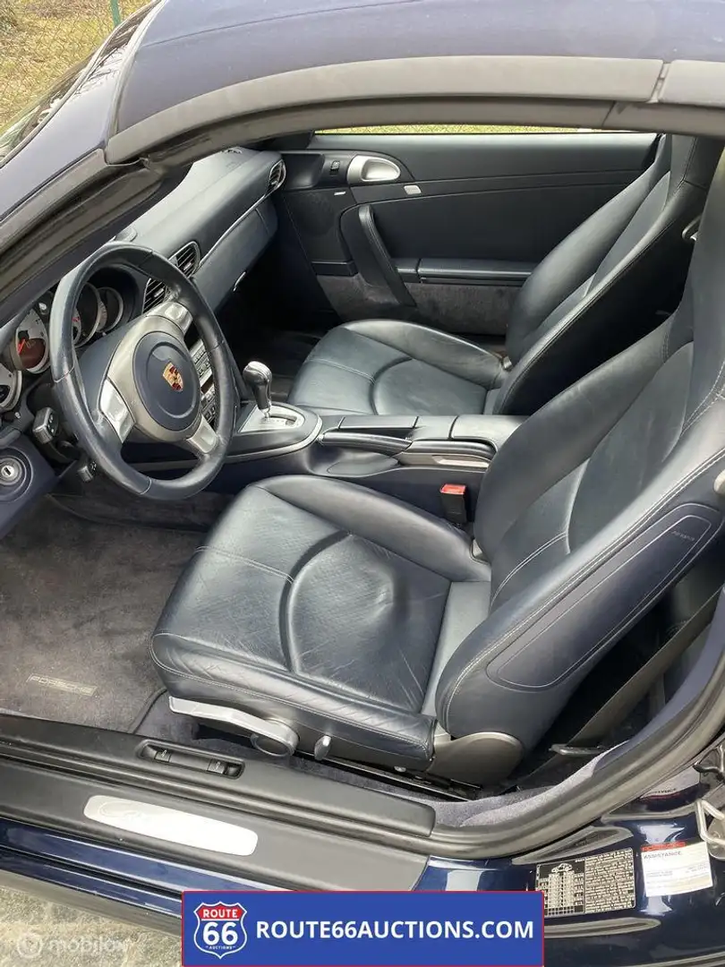 Porsche 911 Чорний - 2