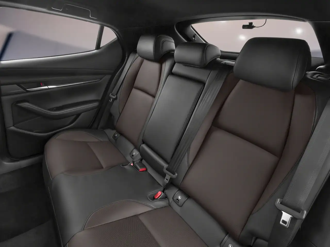 Mazda 3 снимка Mazda 3