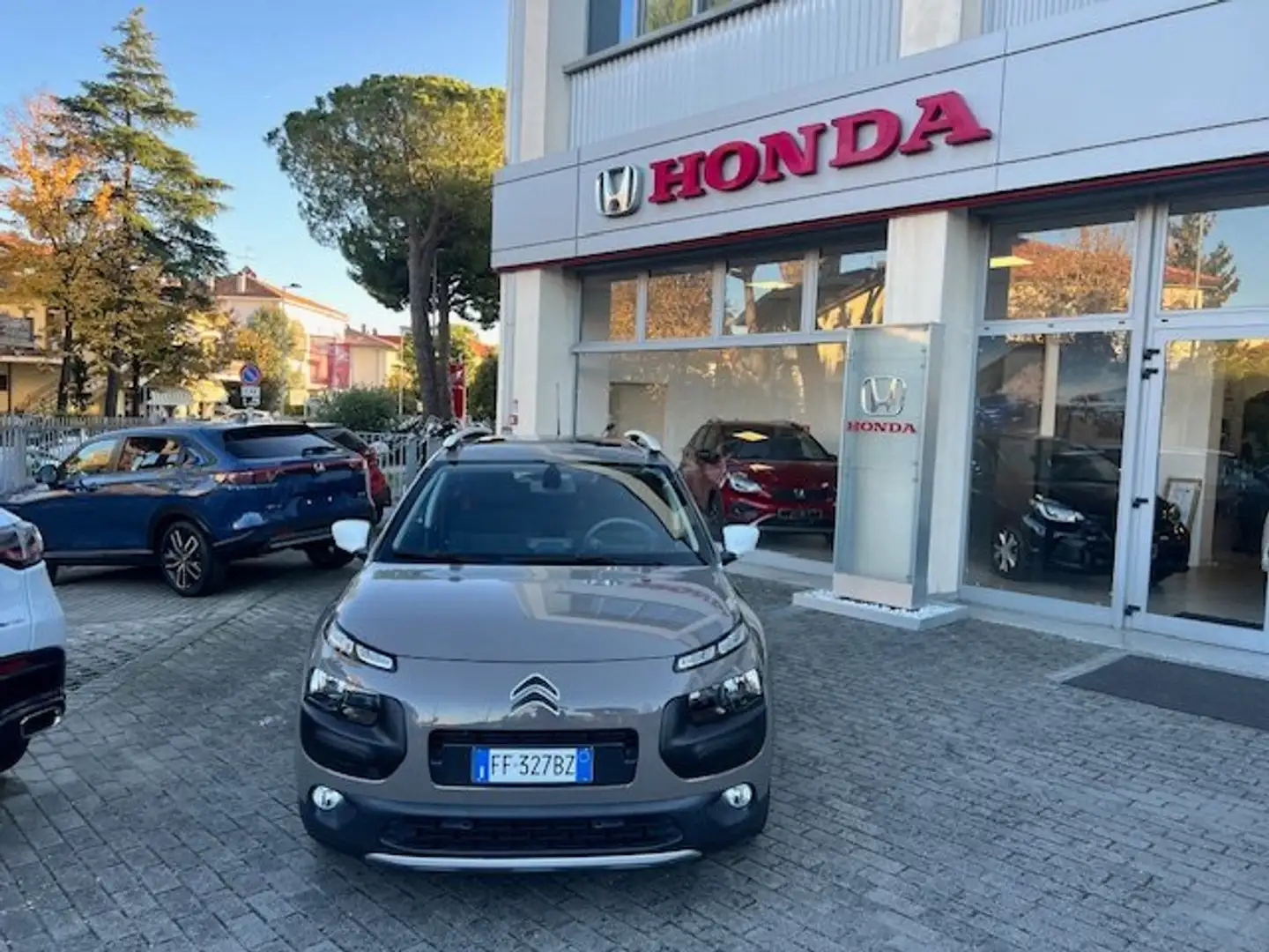 Citroen C4 C4 Cactus 1.6 Ripcurl Grigio - 1