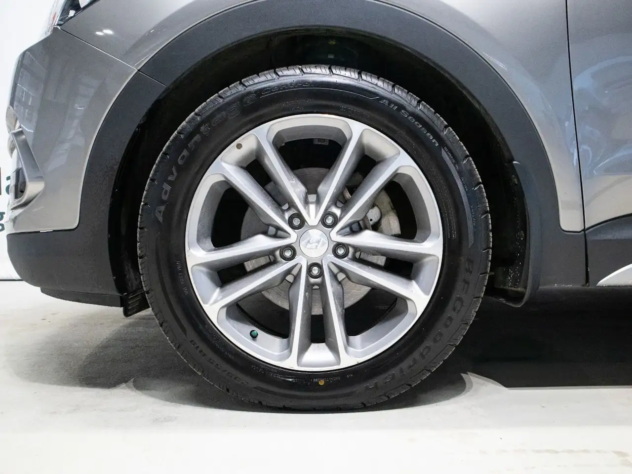 Hyundai SANTA FE снимка Hyundai SANTA FE