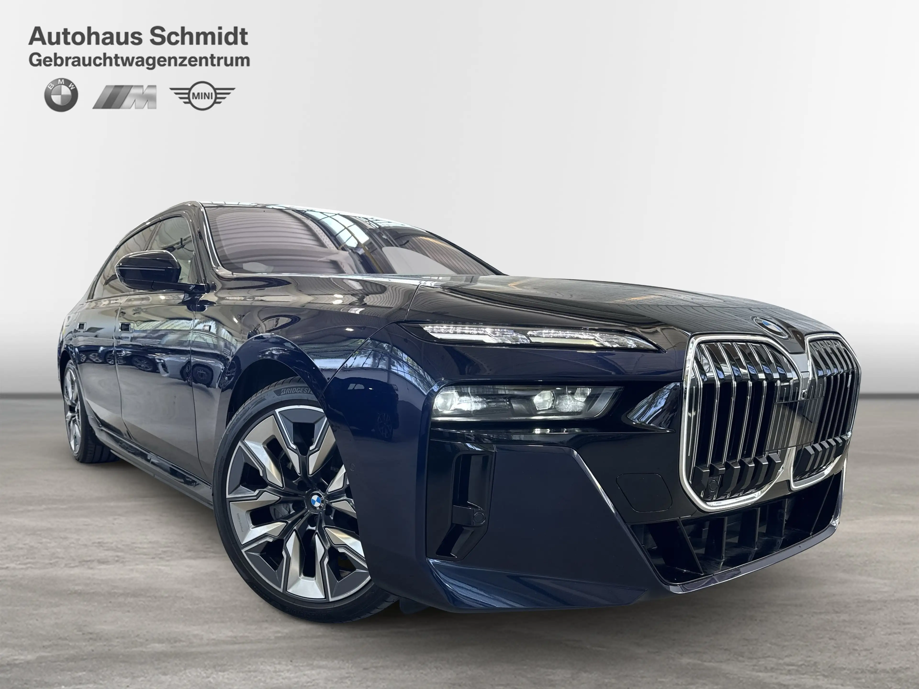 BMW i7 xDrive60 Limousine — photo 5