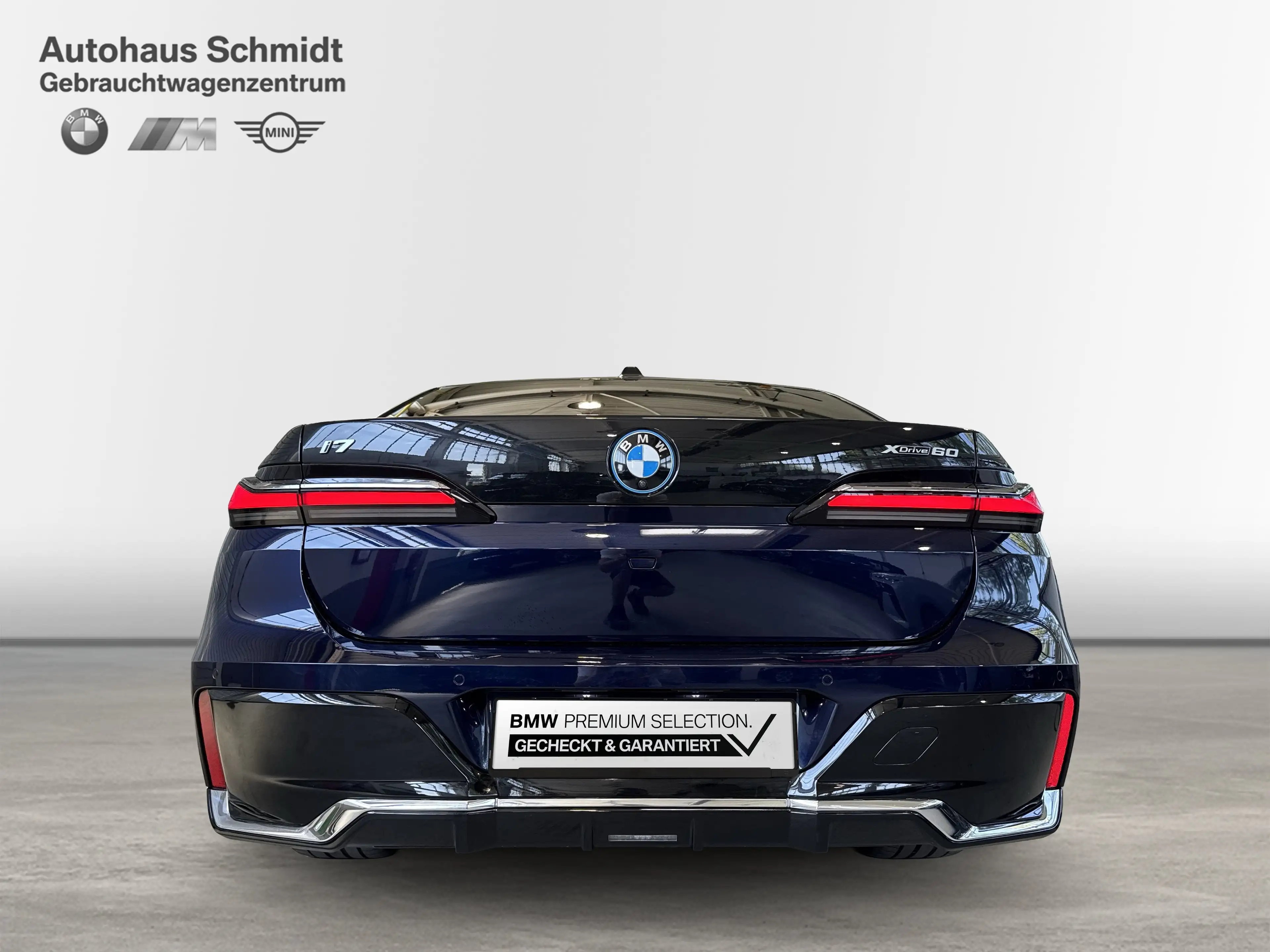 BMW i7 xDrive60 Limousine — photo 3