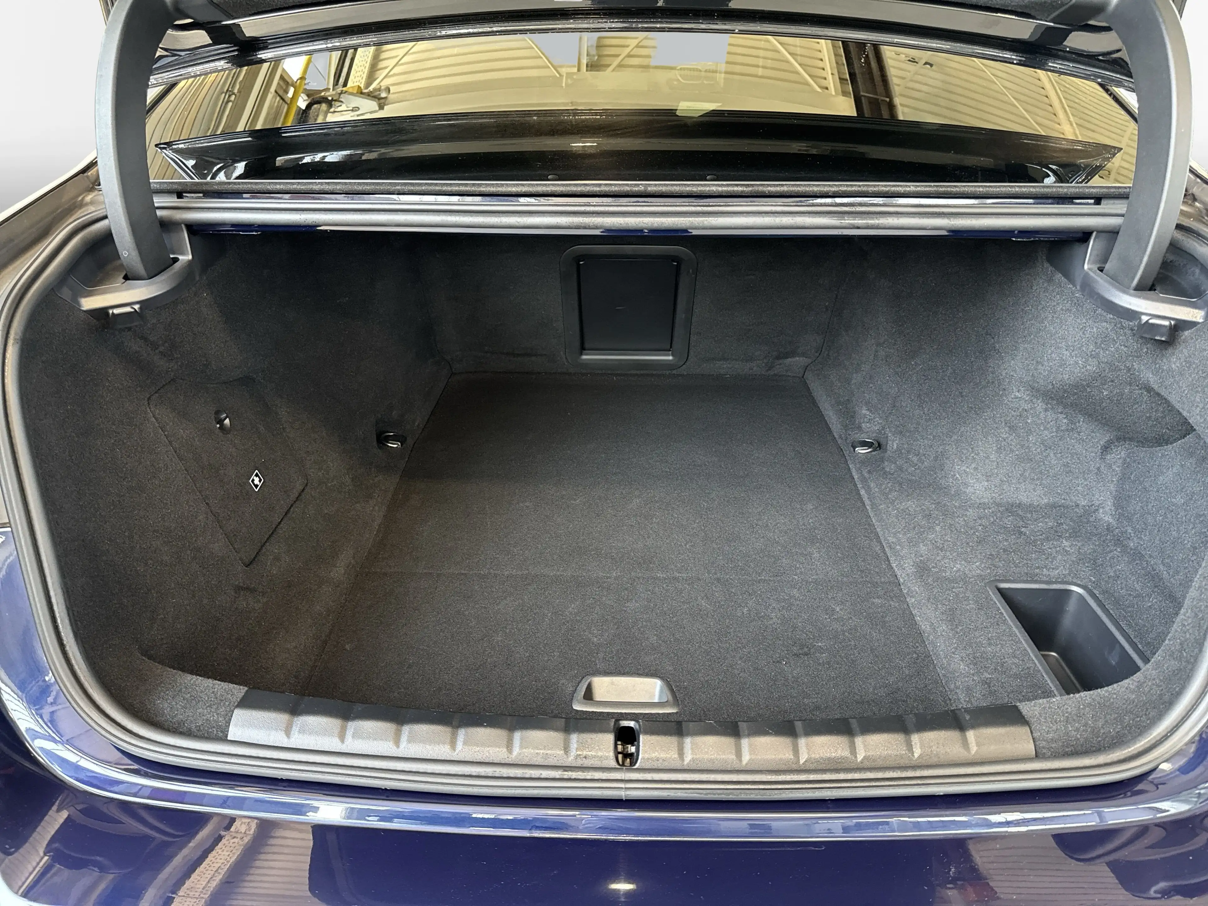 BMW i7 xDrive60 Limousine — photo 15