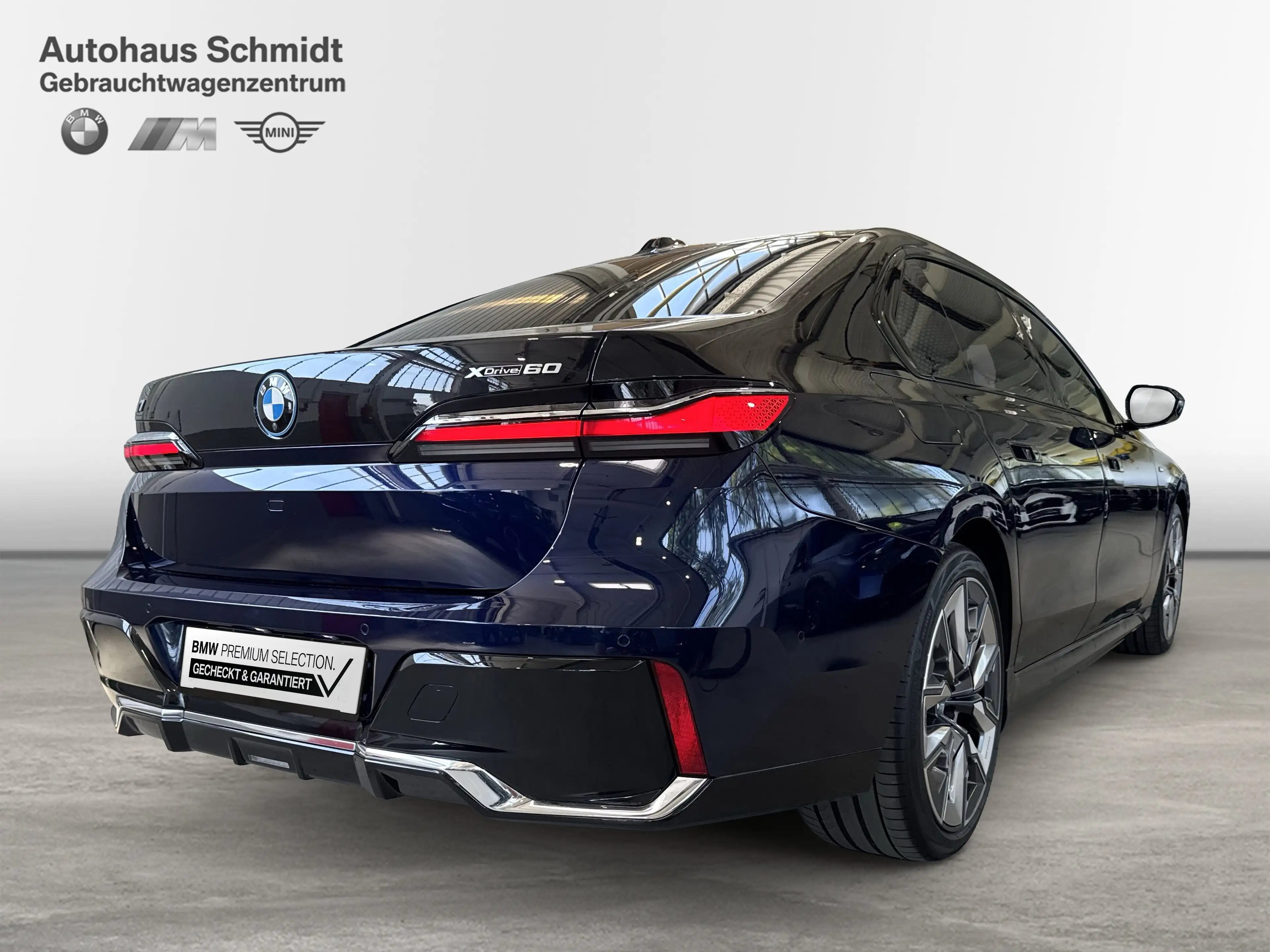 BMW i7 xDrive60 Limousine — photo 4