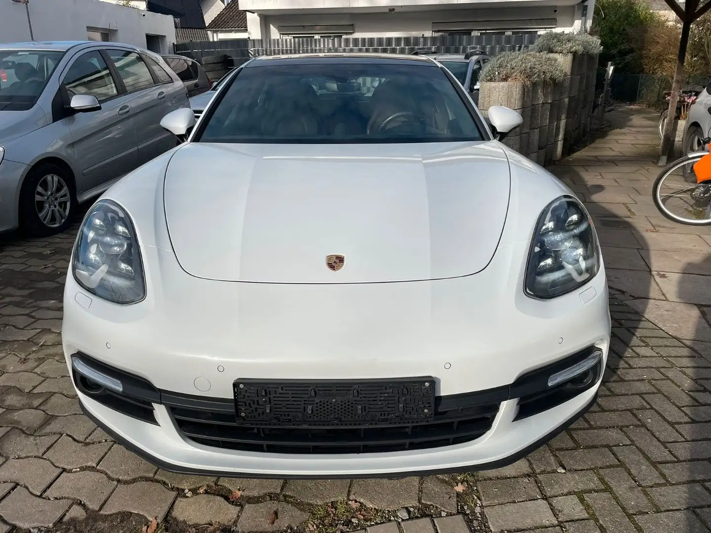 Porsche Panamera Sport Turismo4 E-Hybrid,Pano,Kamera,ATM Blanc - 2