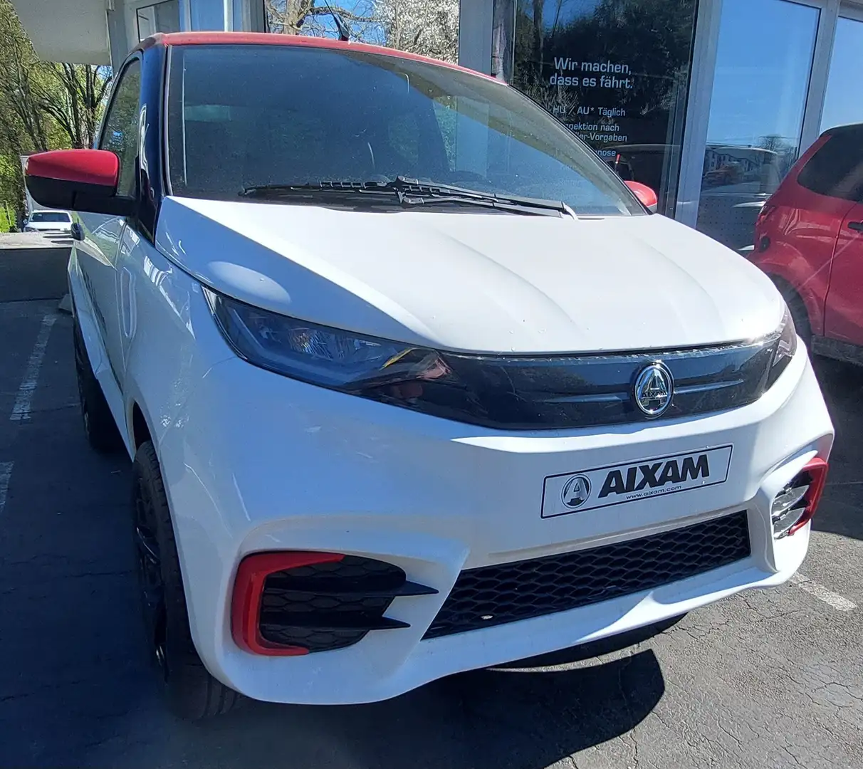 Aixam City Elektro City Sport *rot**Kamera*USB*Fensterheber* Wit - 1