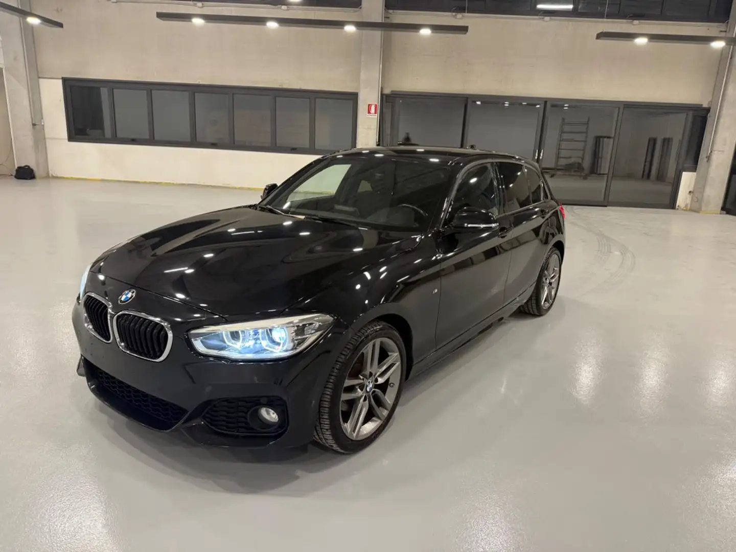 BMW 120 d xDrive 5p. Msport Nero - 1