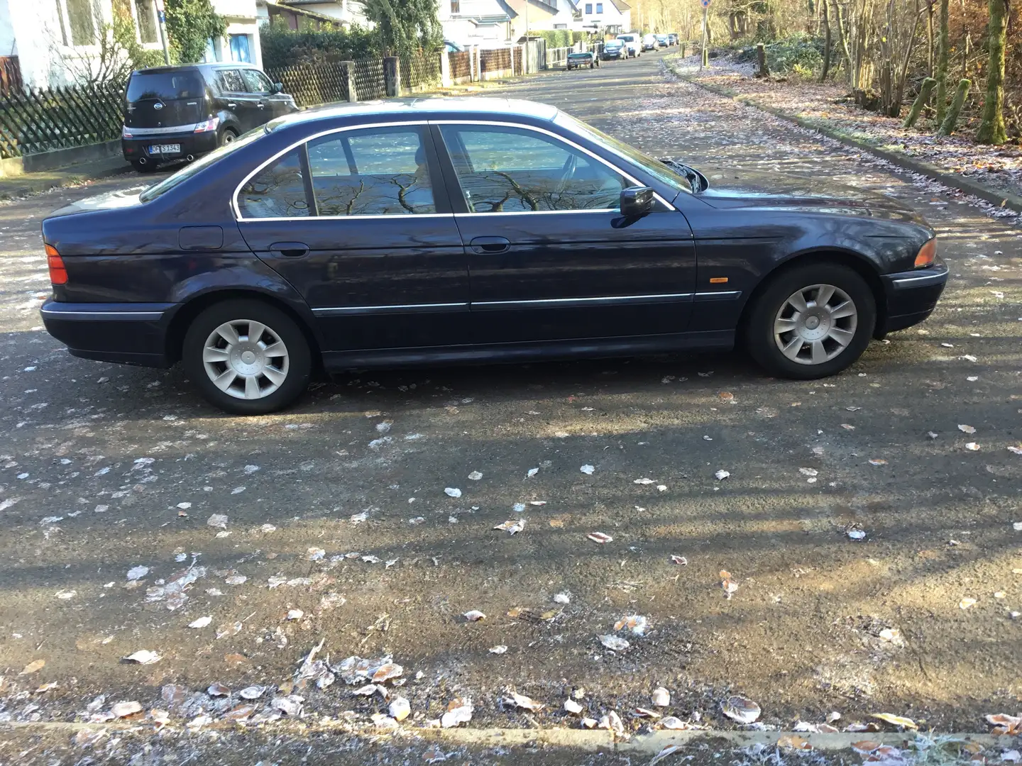 BMW 520 520i Синий - 1