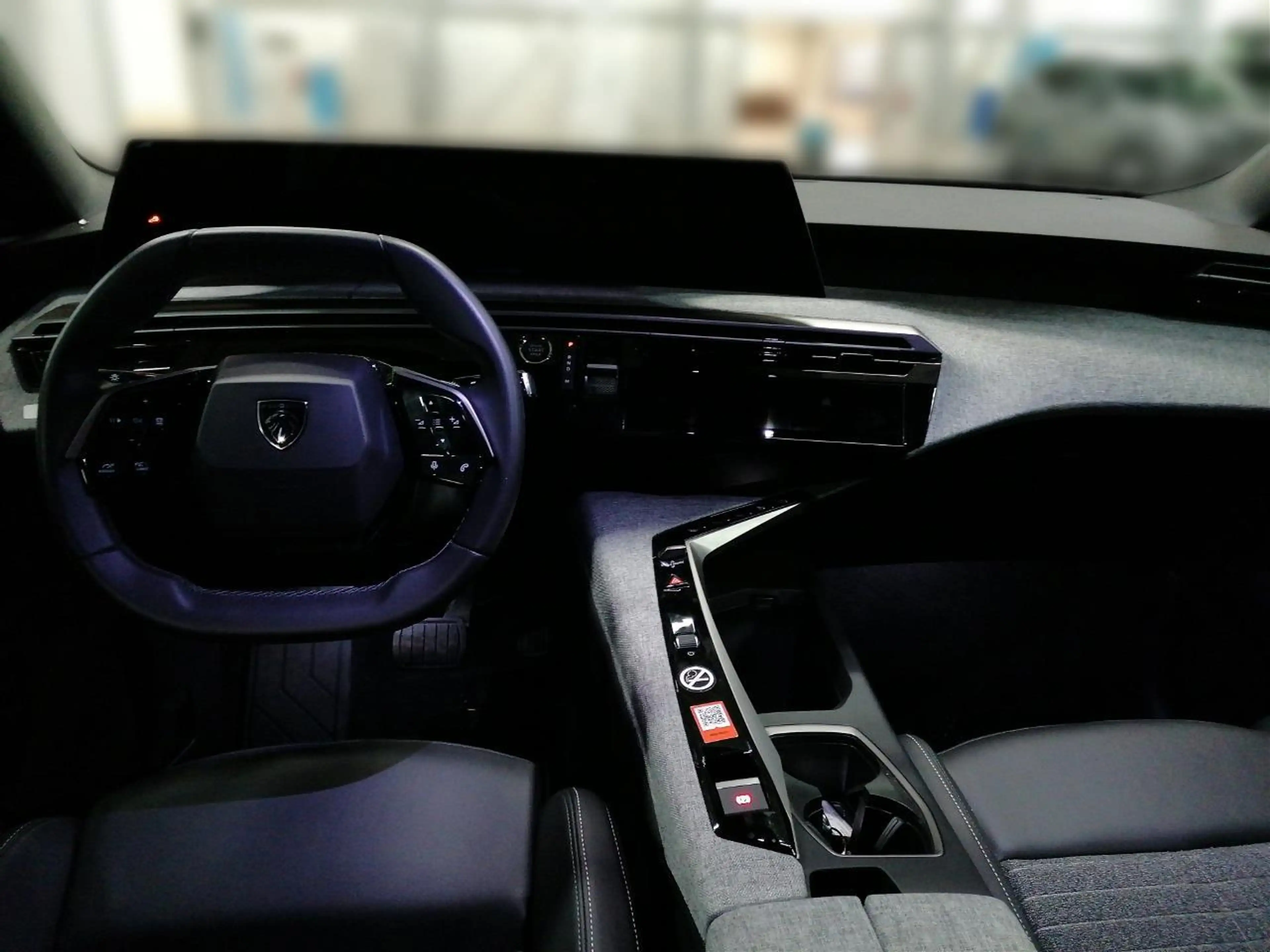 Peugeot 3008 Hybrid 145 Allure e-DSC6 Navi+Lenk/SHZ+360° Kam+ — photo 8