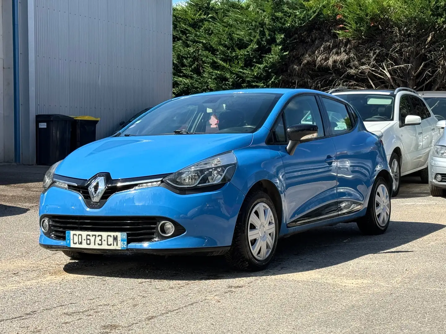 Renault Clio Clio IV TCe 90 Energy eco2 Dynamique Bleu - 1