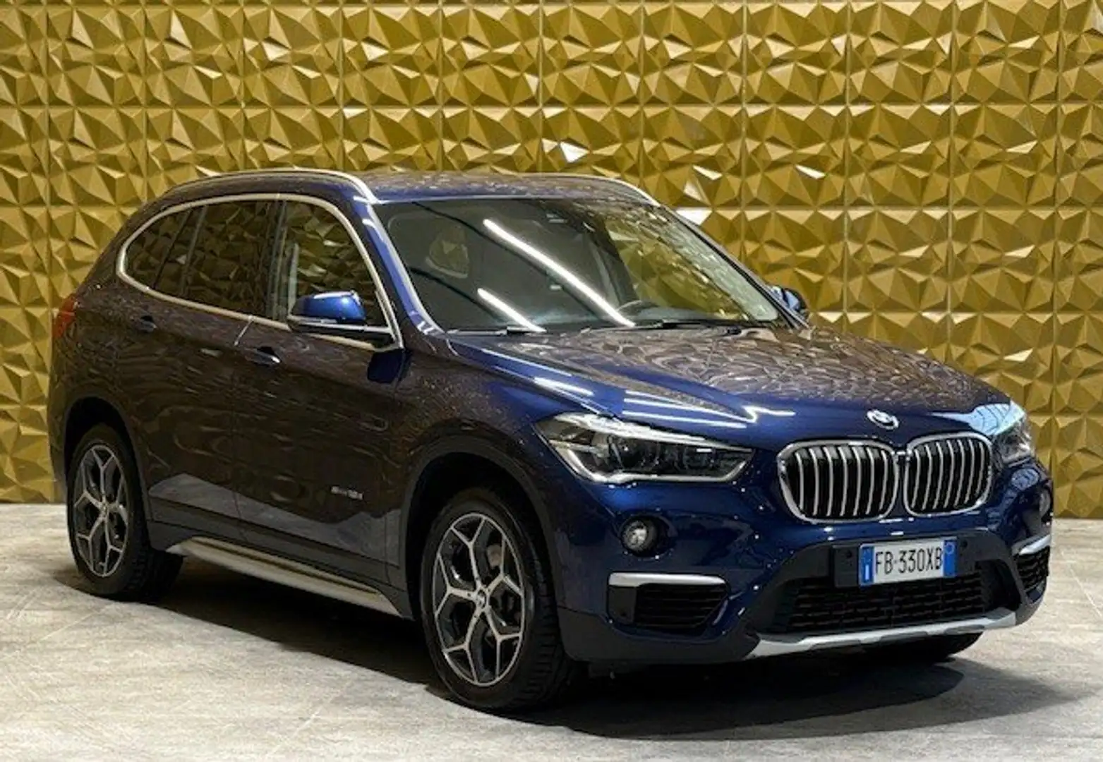 BMW X1 X1 sdrive18d xLine auto Blu/Azzurro - 2