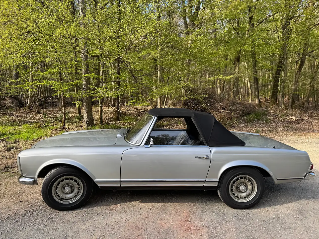 Mercedes-Benz SL 280