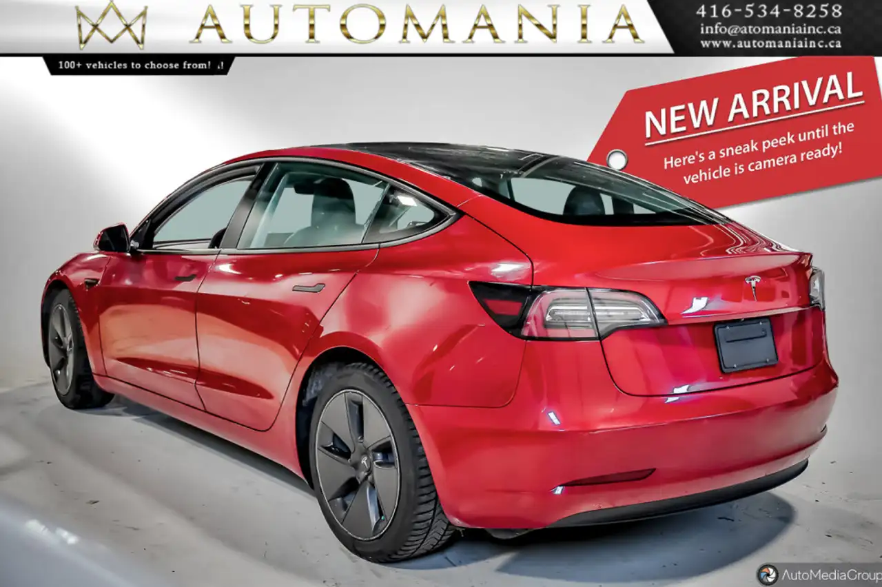 Tesla Model 3 снимка Tesla Model 3