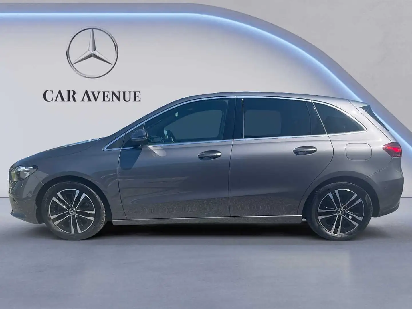 Mercedes-Benz B 180 Progressive Grijs - 2