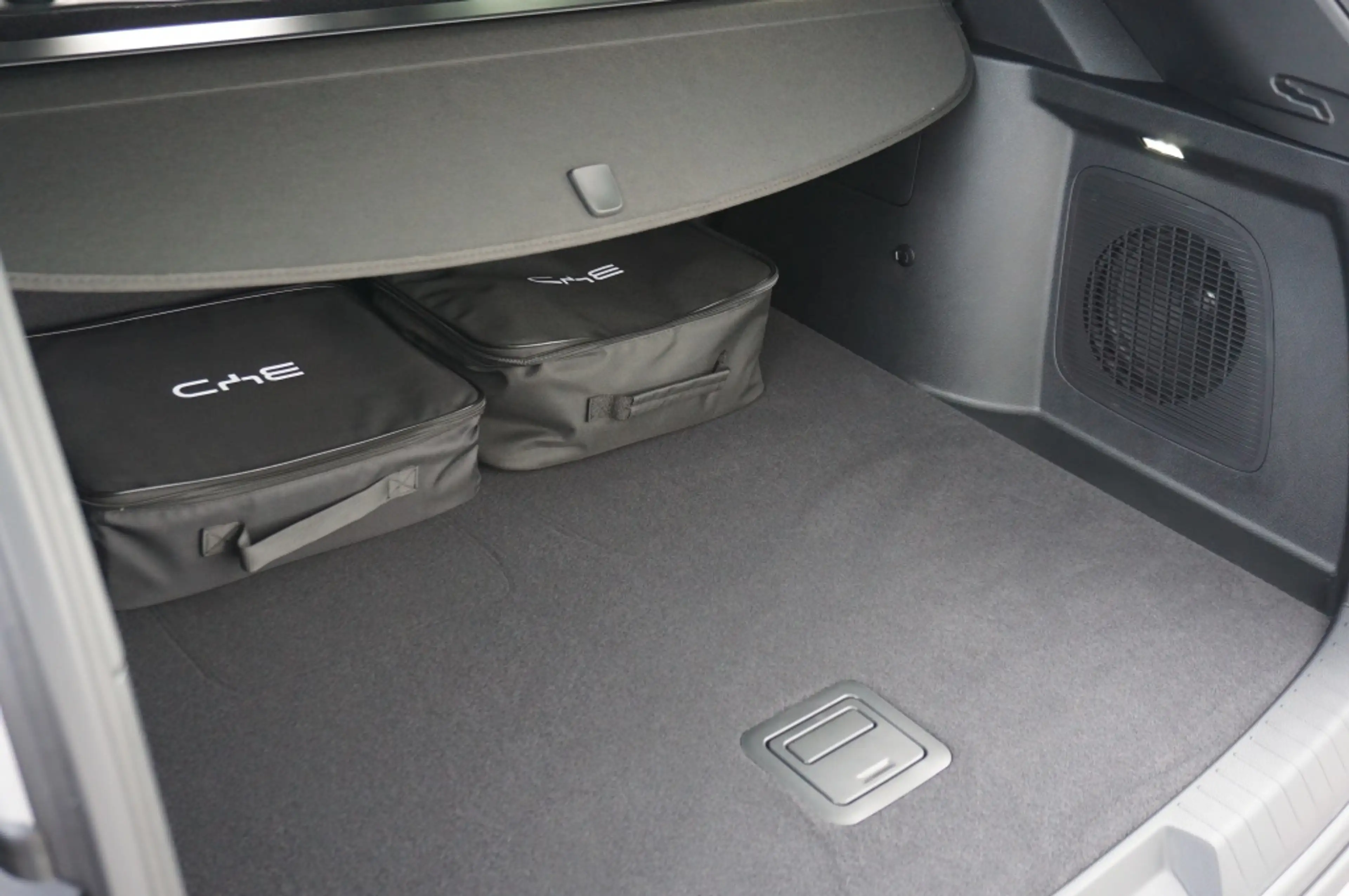 BYD Seal U 1.5 DM-i FWD Boost 218 PK | BRUIN INT. | 6JR GARAN — photo 9