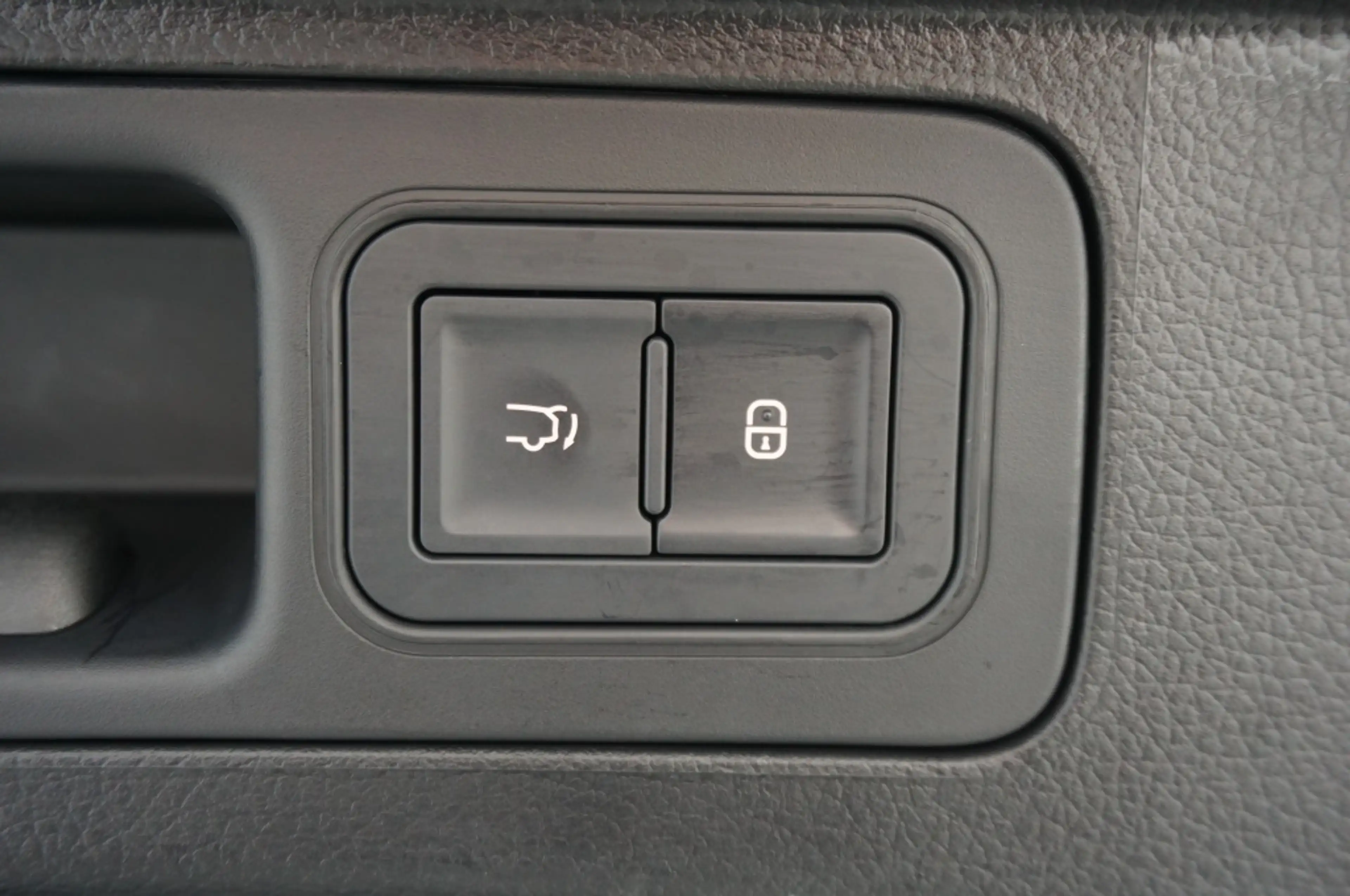 BYD Seal U 1.5 DM-i FWD Boost 218 PK | BRUIN INT. | 6JR GARAN — photo 10