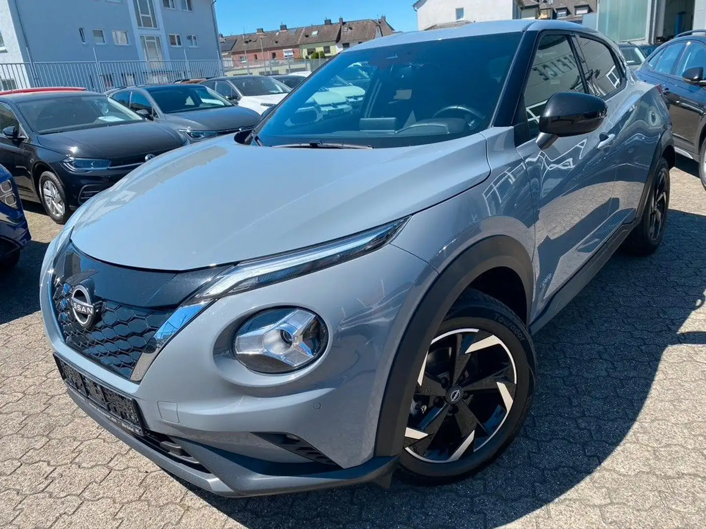 Nissan Juke Hybrid N-Connecta Automatik Grijs - 2