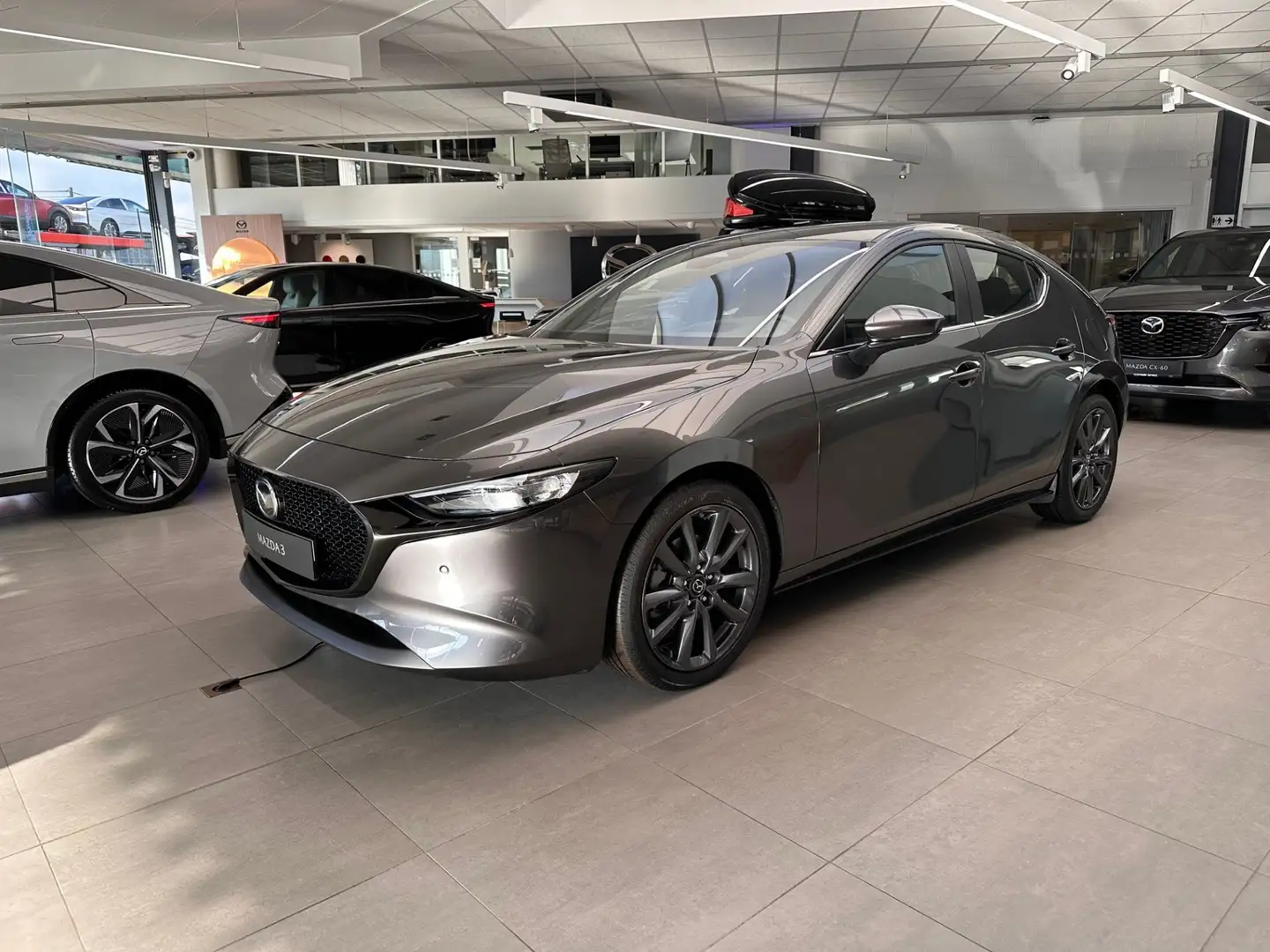 Mazda 3 3 Hatchback 2.5i e-Skyactiv-G Centre-line Gris - 1