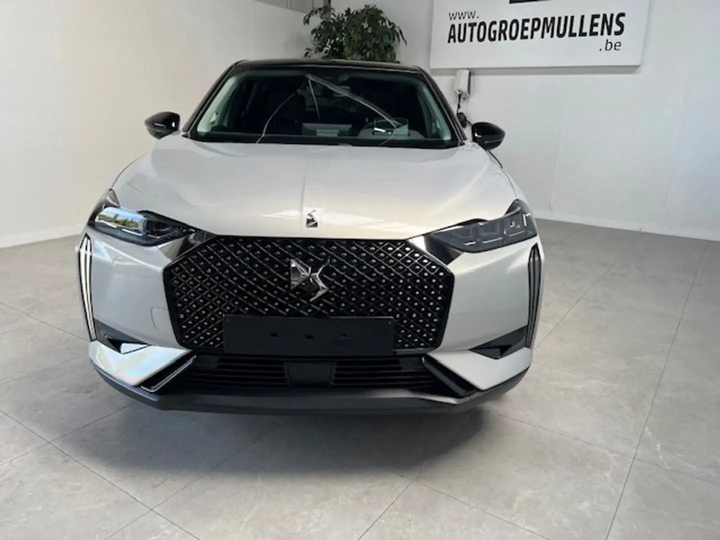 DS Automobiles DS 3 Opera AUT Blanc - 2