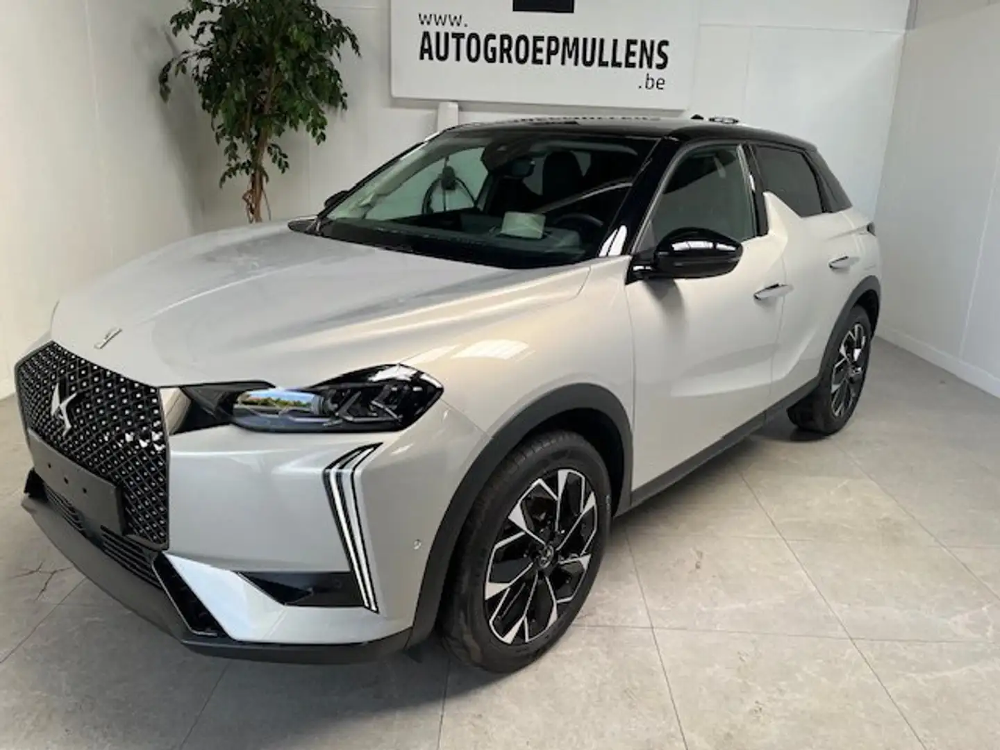 DS Automobiles DS 3 Opera AUT Blanc - 1