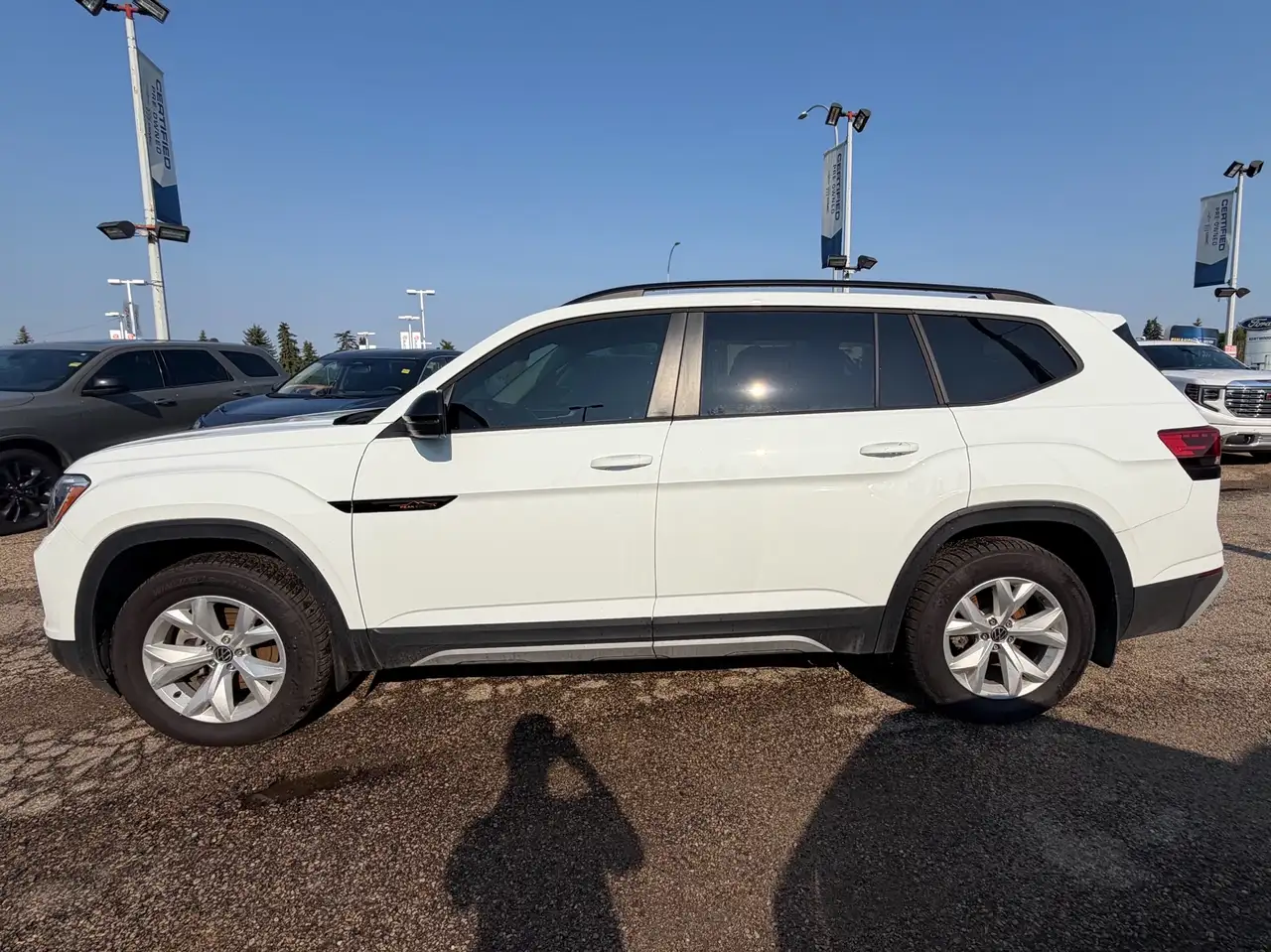 Volkswagen Atlas photo Volkswagen Atlas