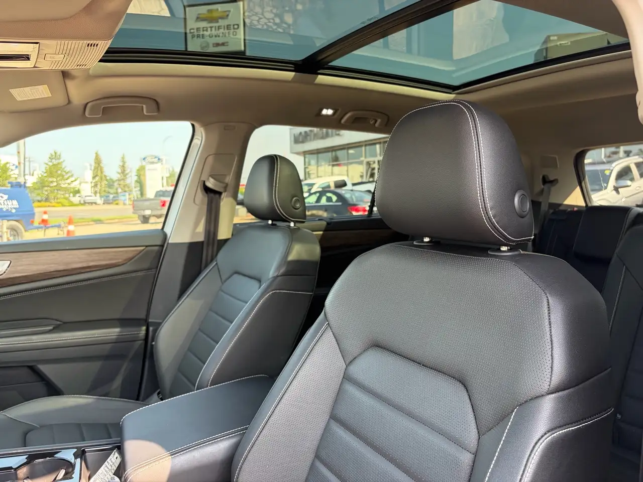 Volkswagen Atlas photo Volkswagen Atlas
