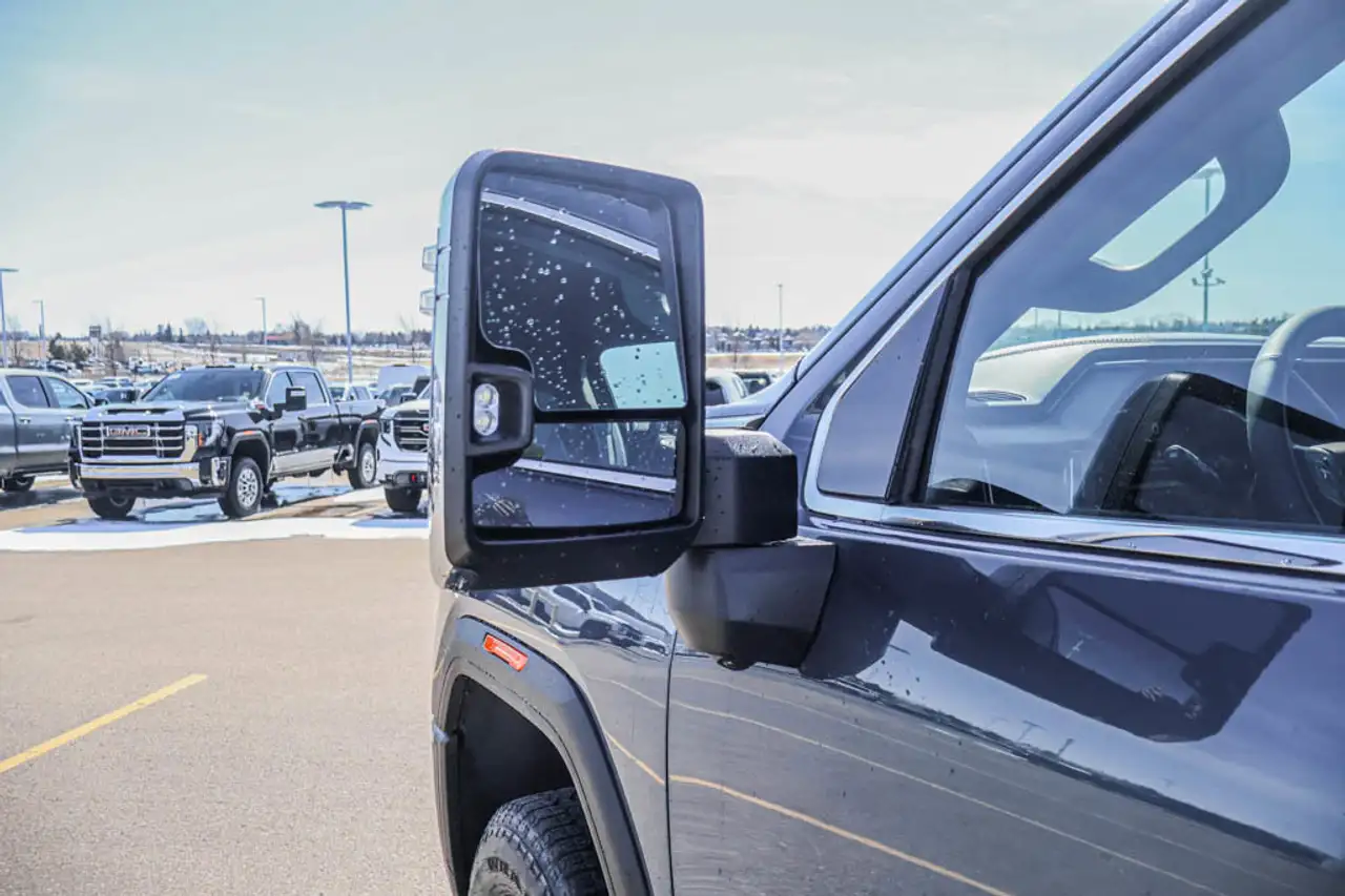 GMC Sierra 3500HD снимка GMC Sierra 3500HD
